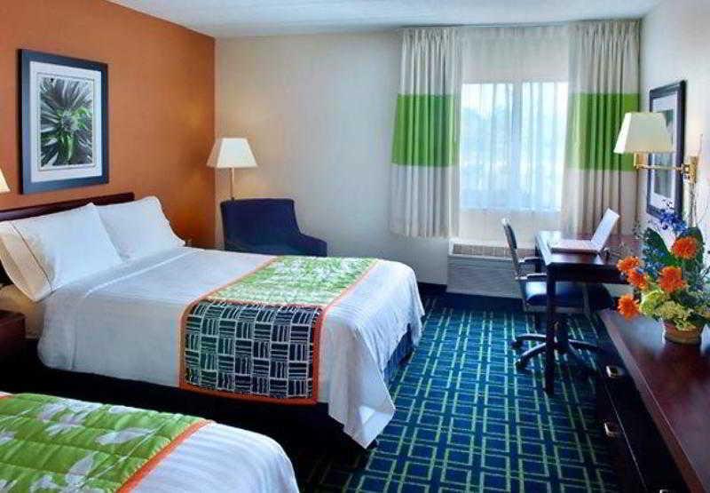 Fairfield By Marriott Inn & Suites Wallingford New Haven Kültér fotó