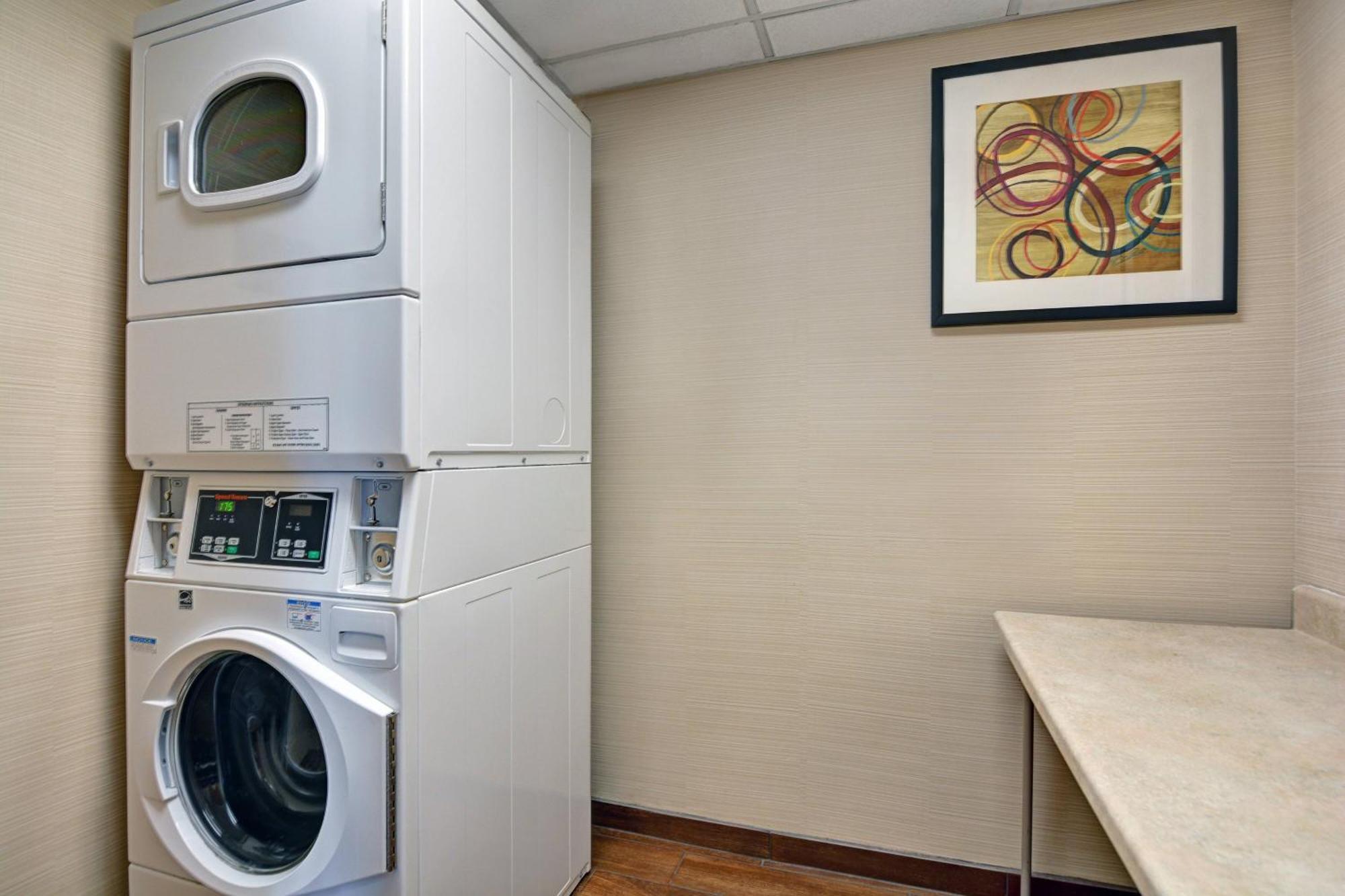 Fairfield By Marriott Inn & Suites Wallingford New Haven Kültér fotó