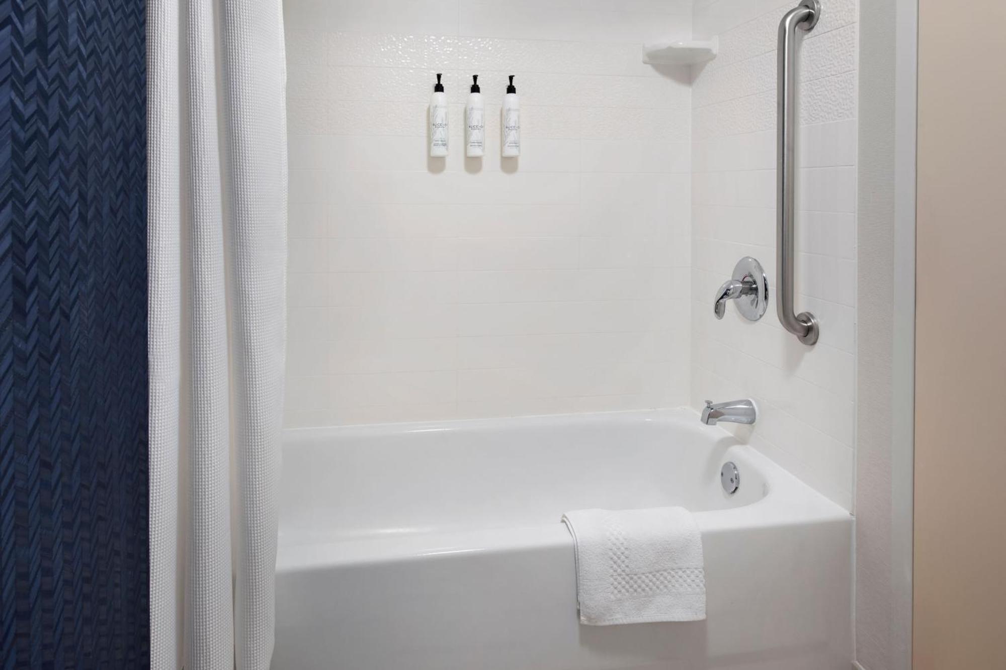 Fairfield By Marriott Inn & Suites Wallingford New Haven Kültér fotó